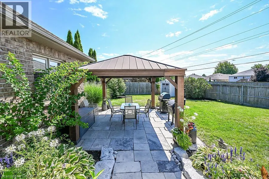 19 SPARROW Way