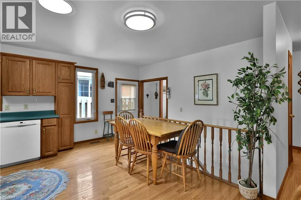 46 ANDERSON Avenue