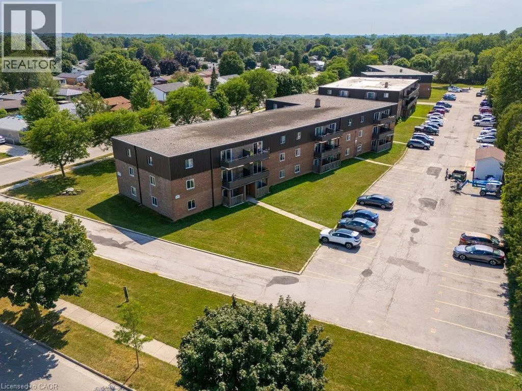 390 ADMIRAL Drive Unit# 112 #112