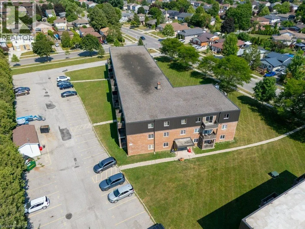 390 ADMIRAL Drive Unit# 112 #112