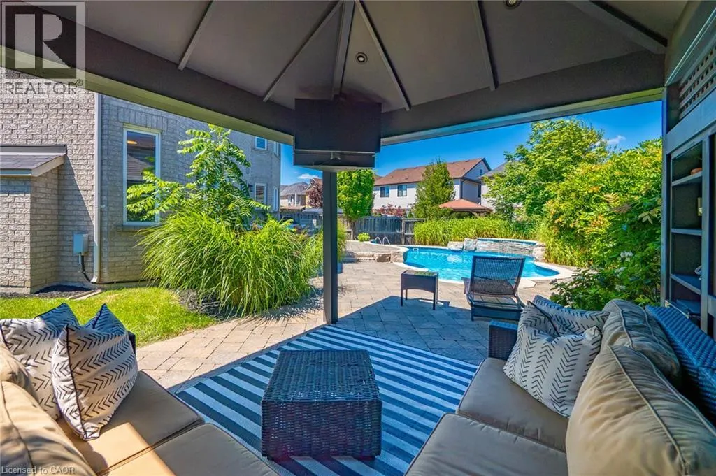 1533 MORSE Place