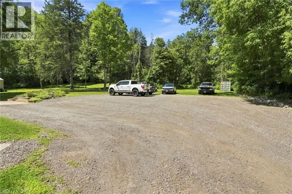 1095 GOVERNORS Road