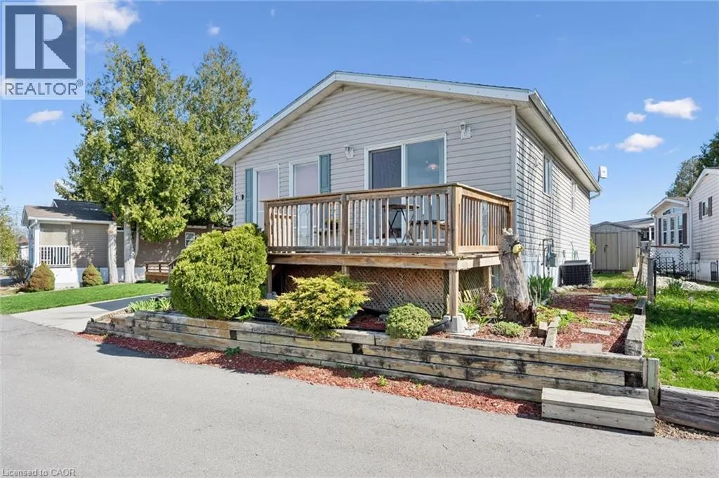 27 TRILLIUM BEACH Drive