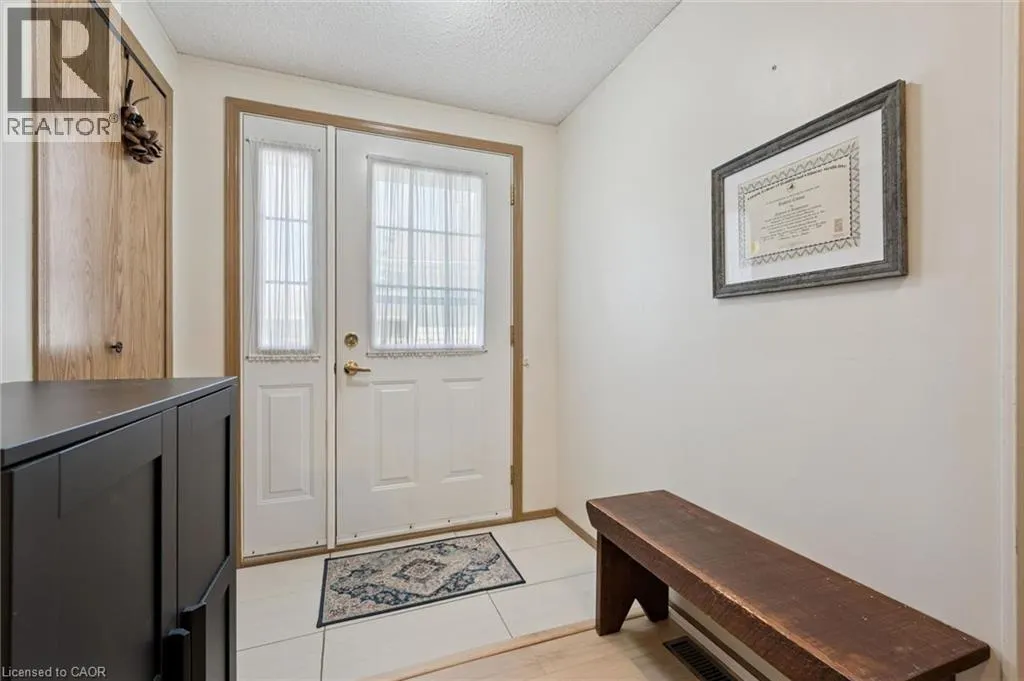 27 TRILLIUM BEACH Drive