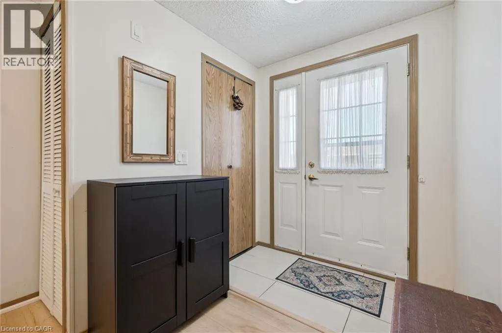 27 TRILLIUM BEACH Drive