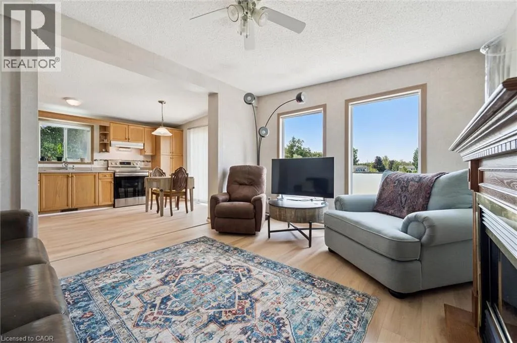 27 TRILLIUM BEACH Drive
