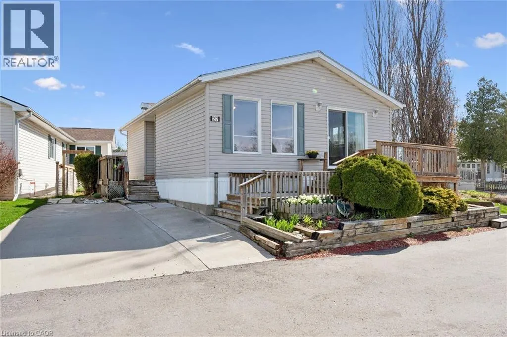 27 TRILLIUM BEACH Drive