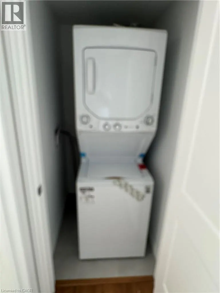 12 SUNCREST Lane Unit# 207 #207