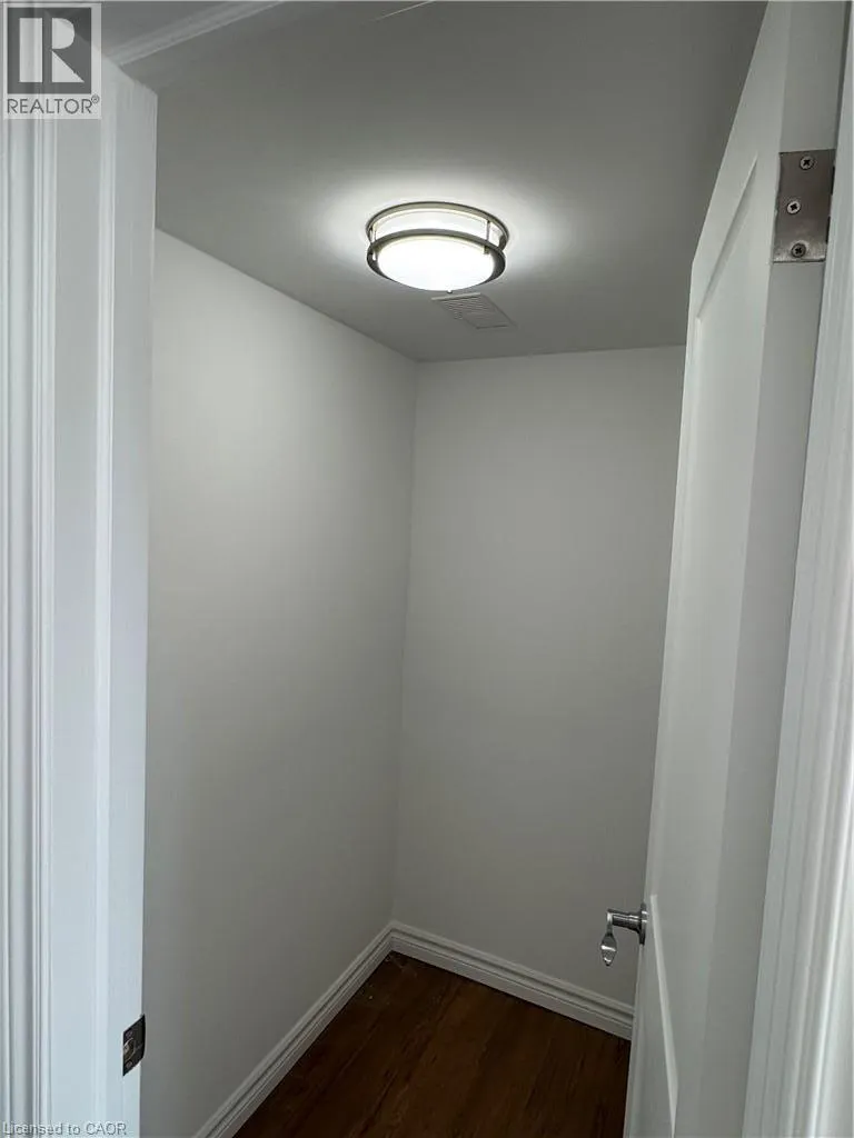 12 SUNCREST Lane Unit# 207 #207