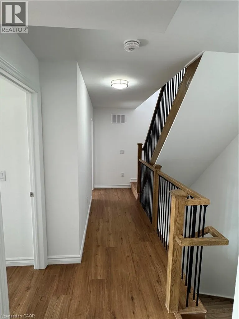 12 SUNCREST Lane Unit# 207 #207