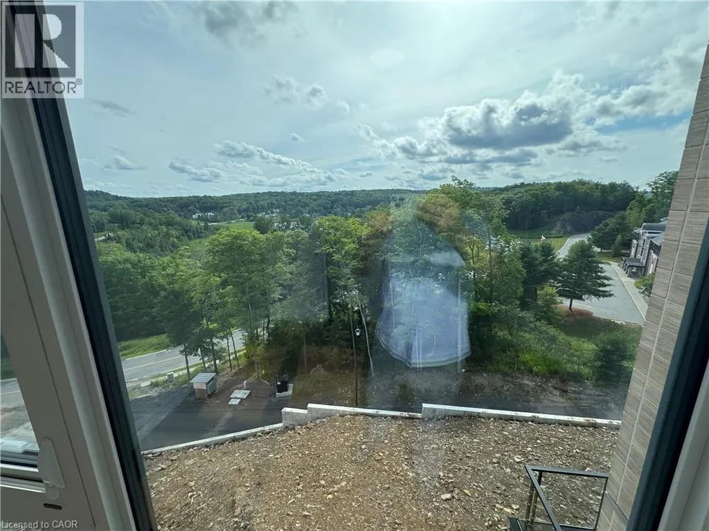 12 SUNCREST Lane Unit# 207 #207