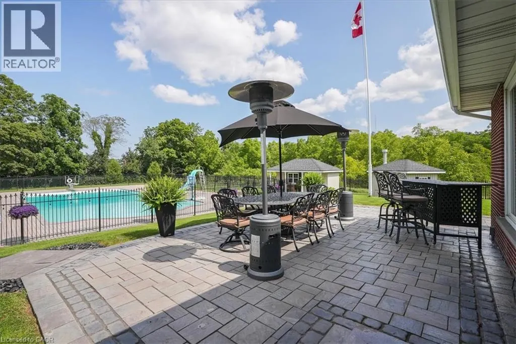 10 AZALEA Court