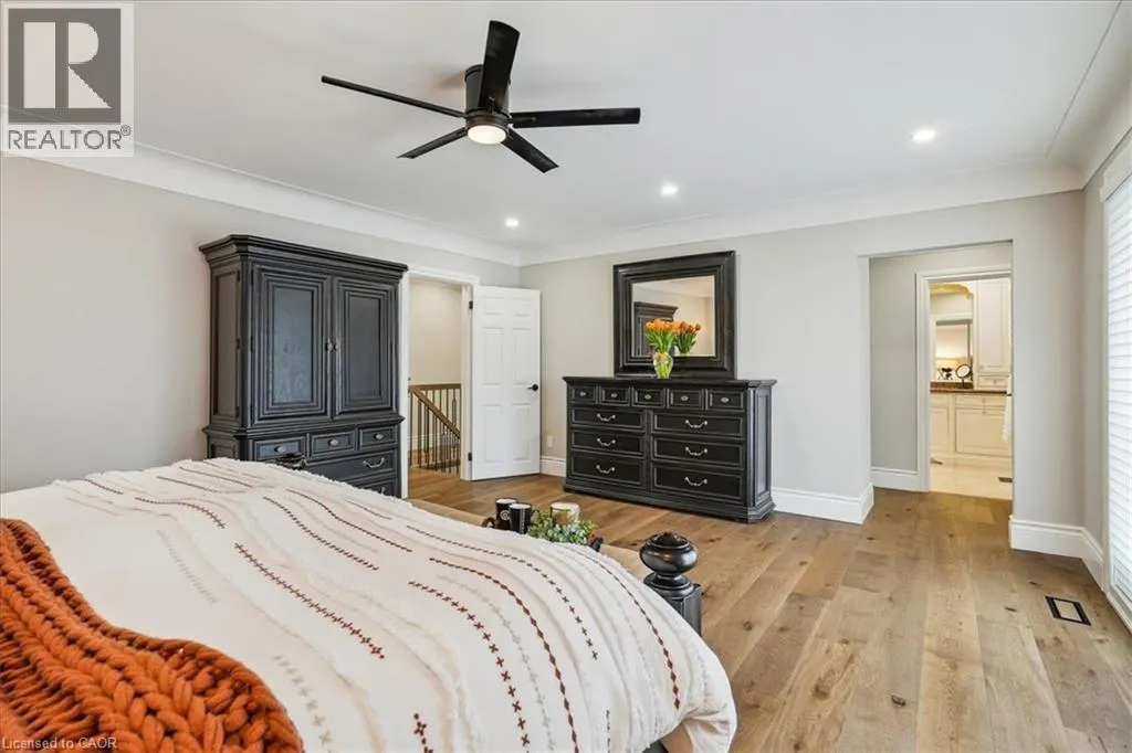 10 AZALEA Court