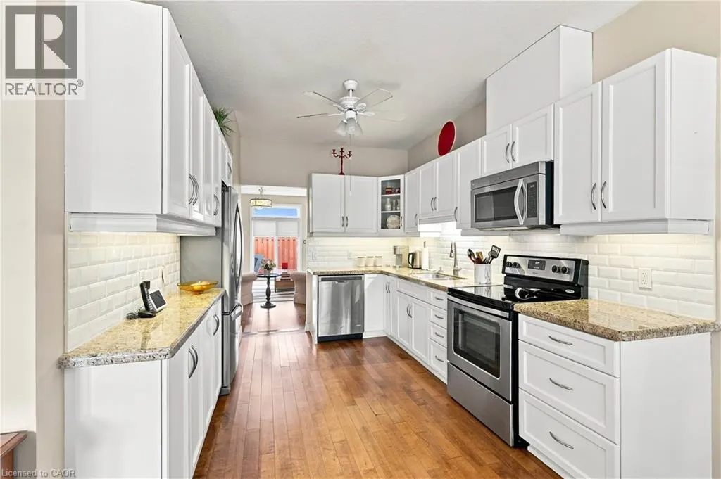 25 STICKLAND Lane