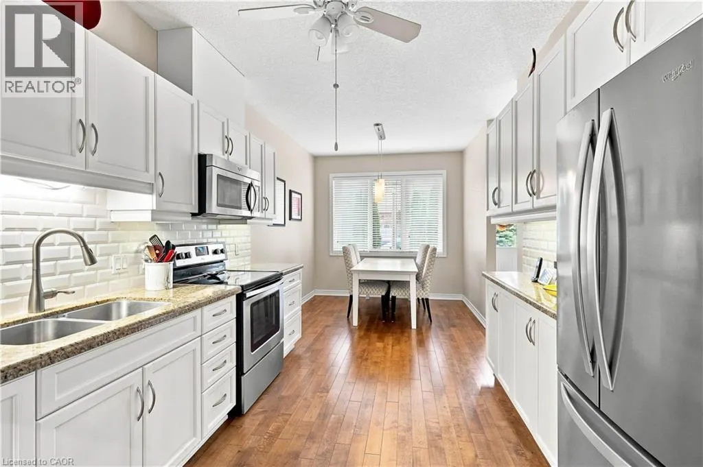 25 STICKLAND Lane