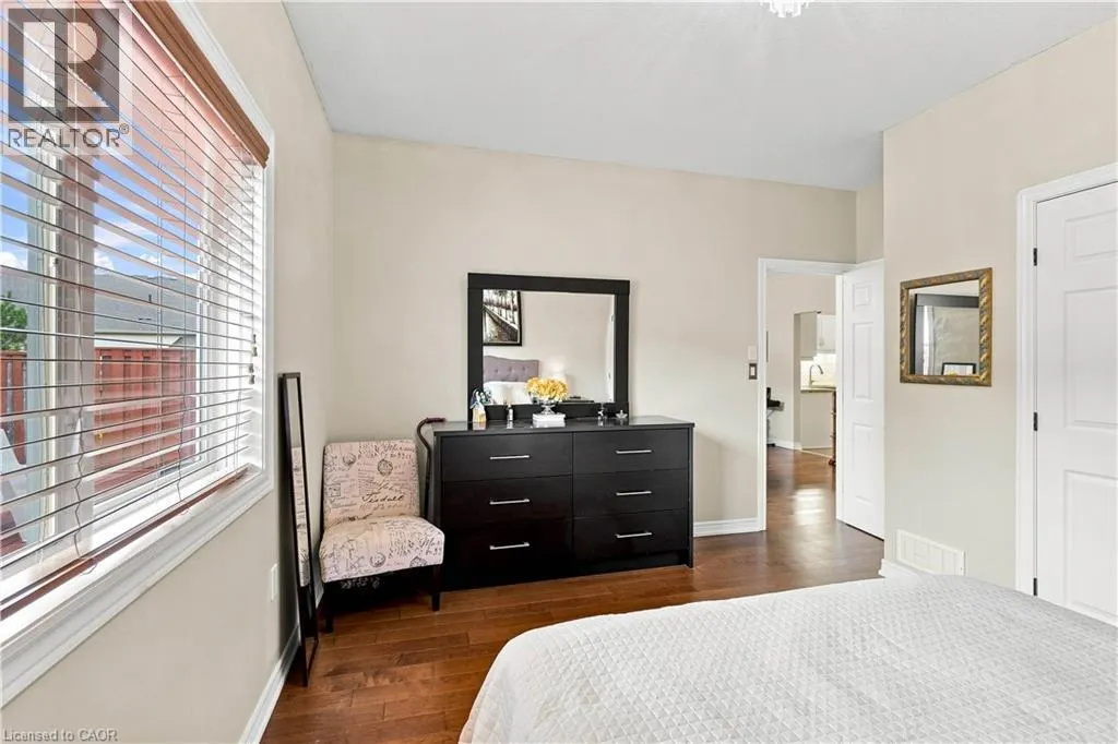 25 STICKLAND Lane