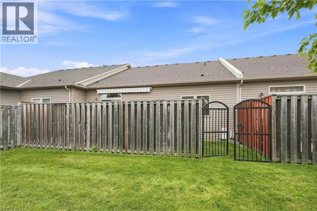 25 STICKLAND Lane