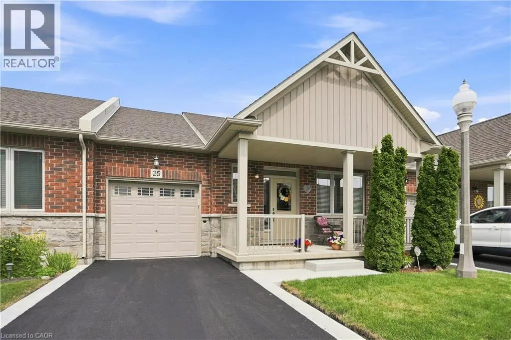 25 STICKLAND Lane