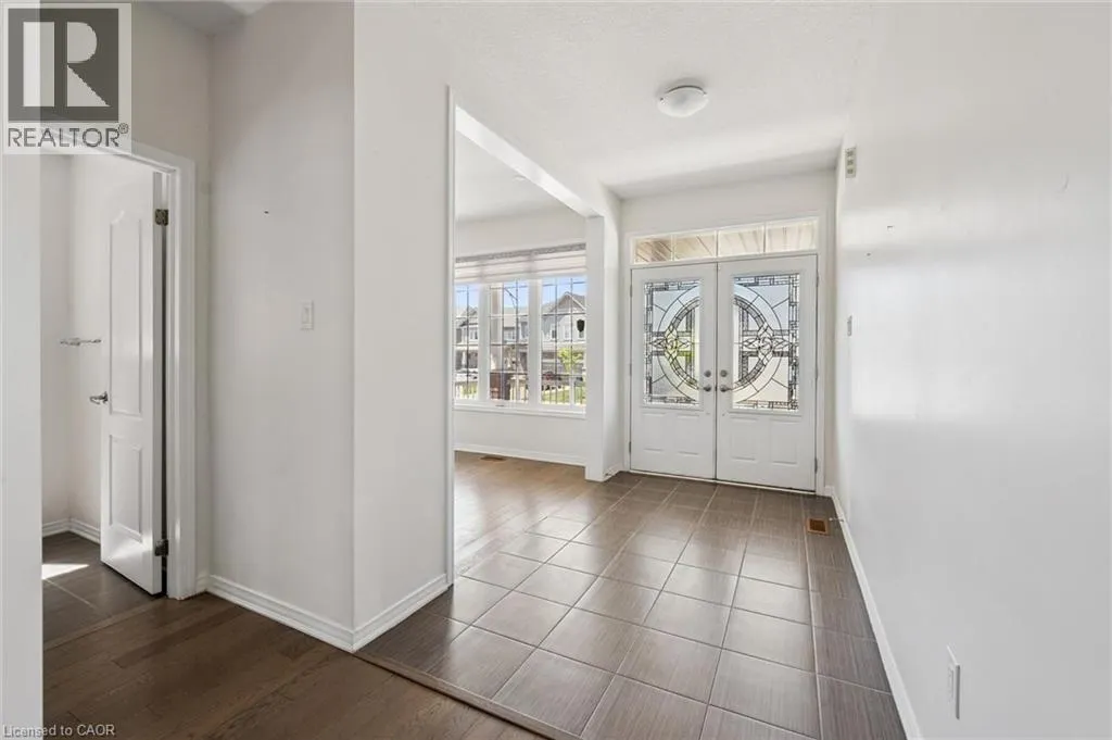 219 DOLMAN Street