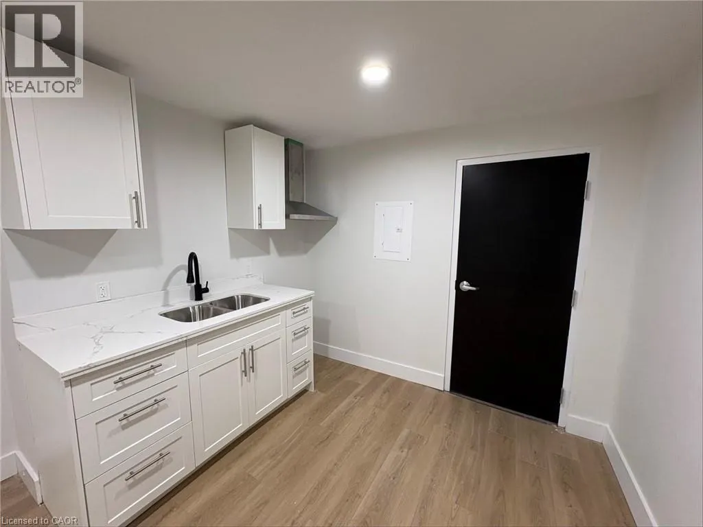803 KING Street Unit# 6 #6