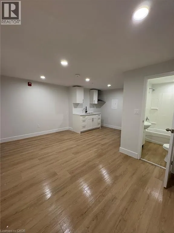 803 KING Street Unit# 6 #6