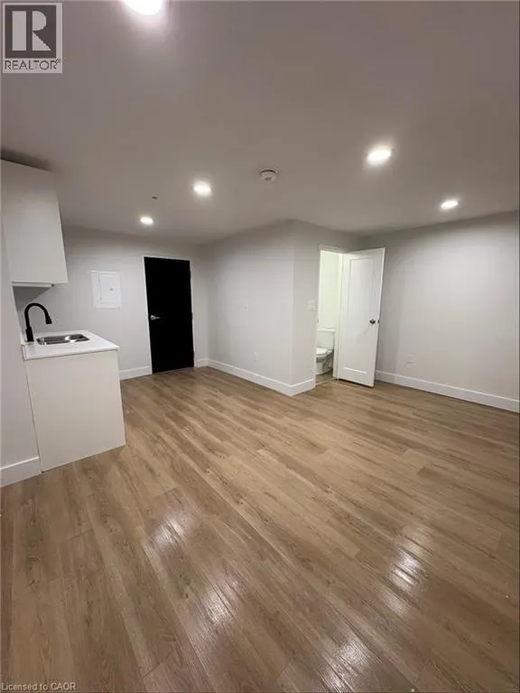 803 KING Street Unit# 6 #6
