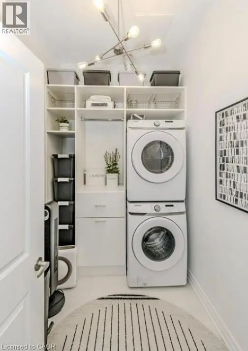 1880 GORDON Street Unit# 204 #204