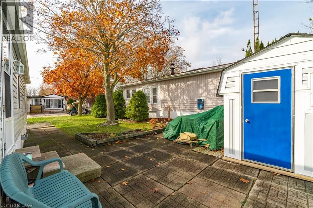 524 POPLAR Place