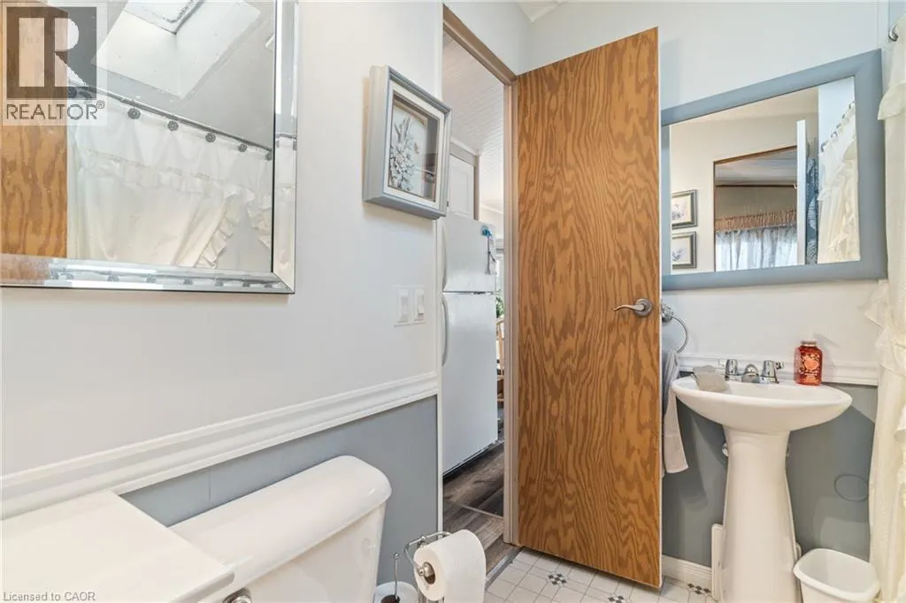524 POPLAR Place