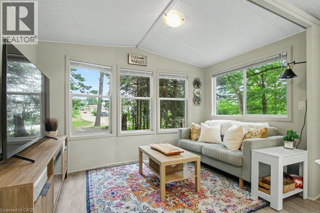 673 BRANT-WATERLOO Road Unit# 77 #77