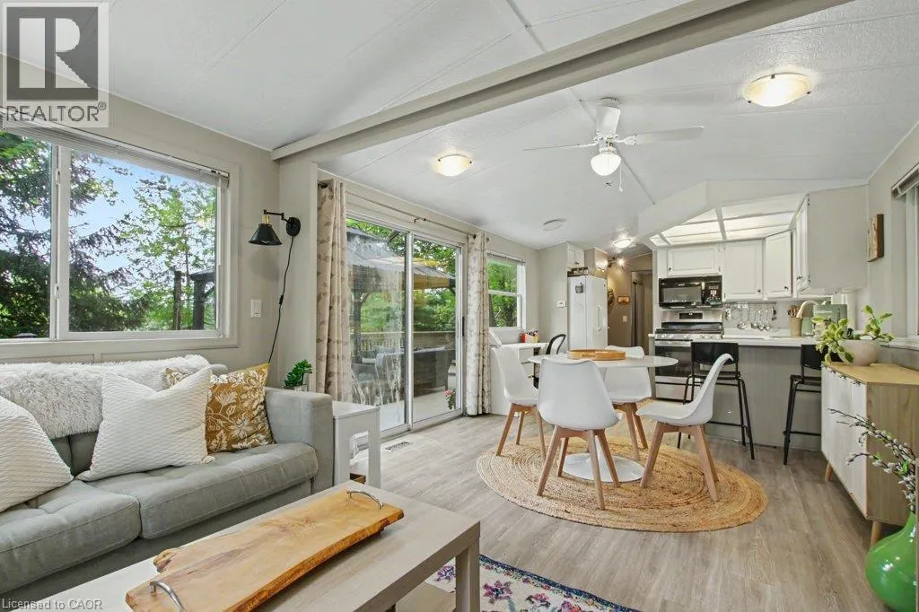 673 BRANT-WATERLOO Road Unit# 77 #77