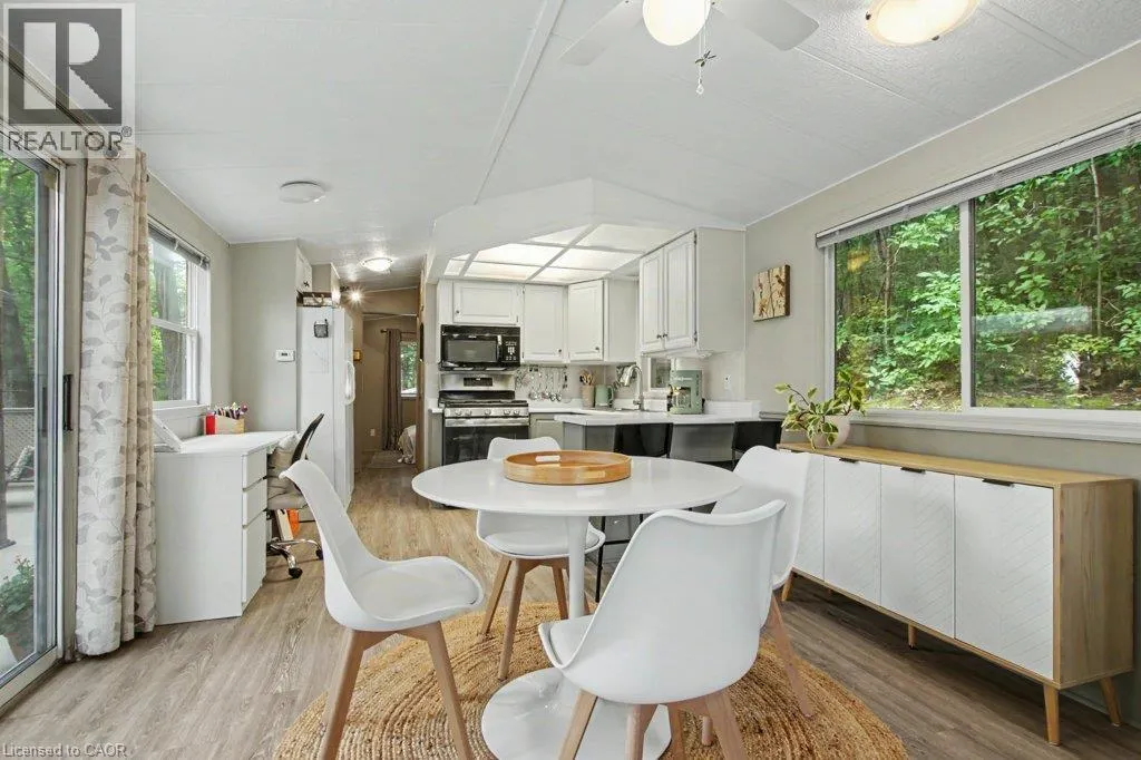 673 BRANT-WATERLOO Road Unit# 77 #77