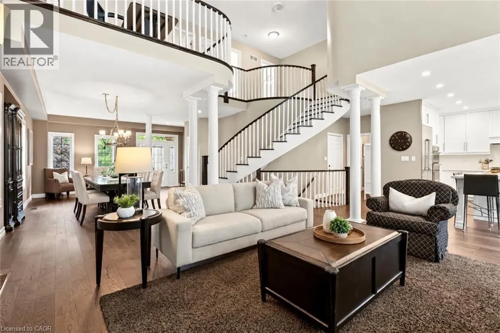 18 PELHAM Drive