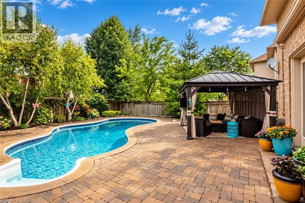 18 PELHAM Drive