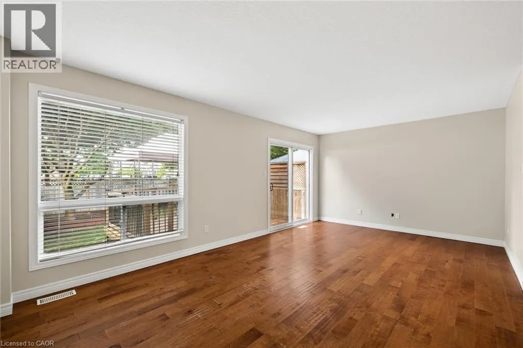 21 PORCHLIGHT Drive
