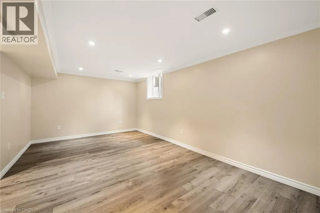 21 PORCHLIGHT Drive