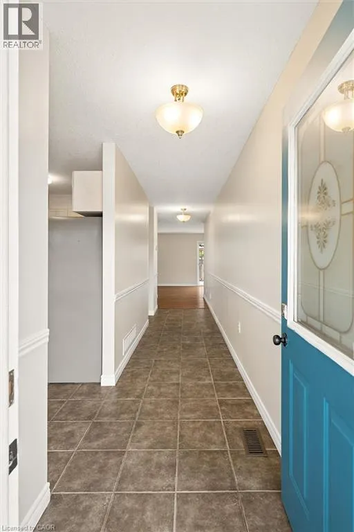 21 PORCHLIGHT Drive