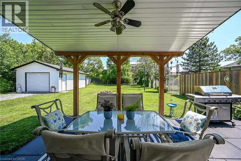 109 HODGKINS Avenue