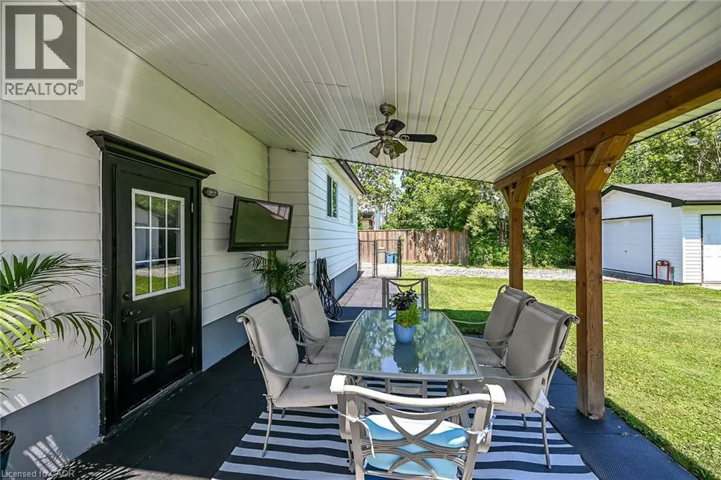 109 HODGKINS Avenue