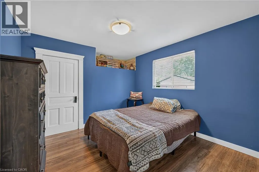 109 HODGKINS Avenue