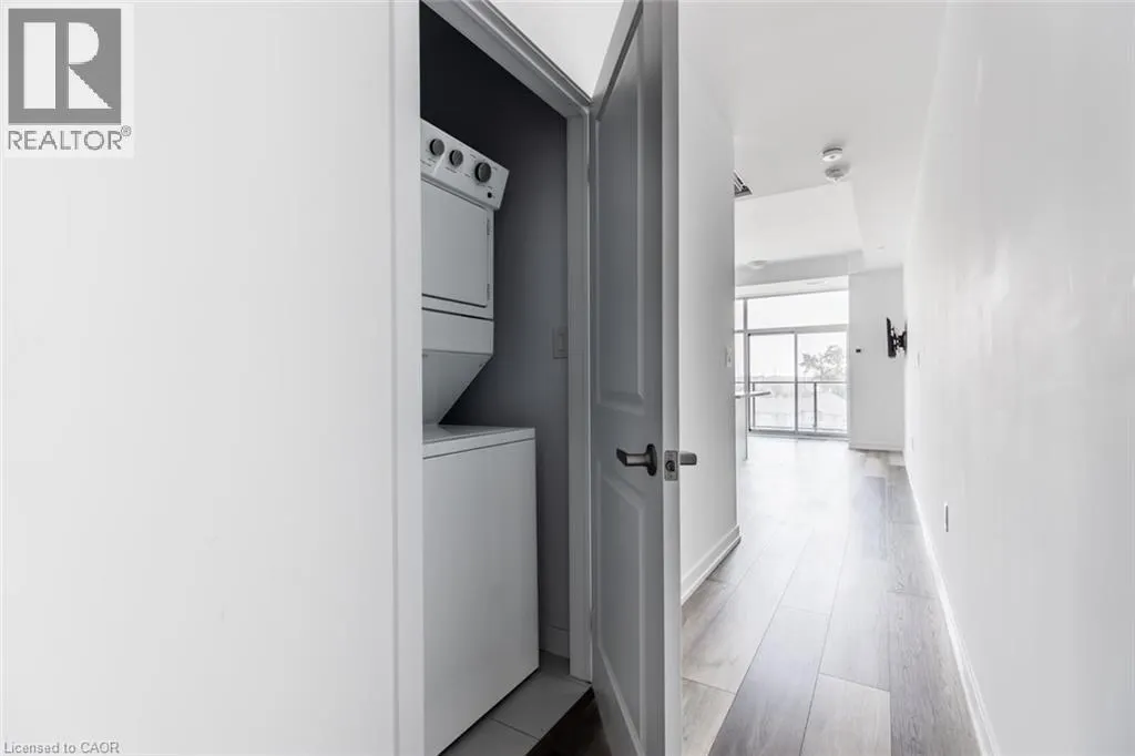 450 DUNDAS Street E Unit# 416 #416