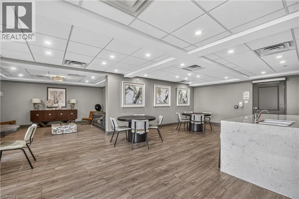 101 SHOREVIEW Place Unit# 123 #123