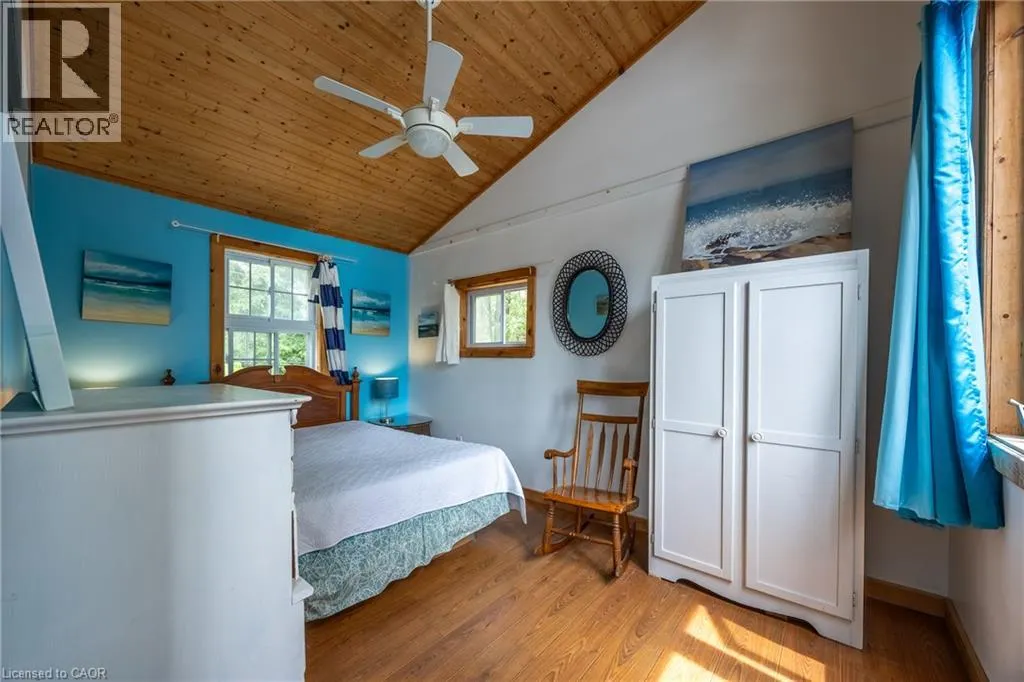 5 BEACH Avenue