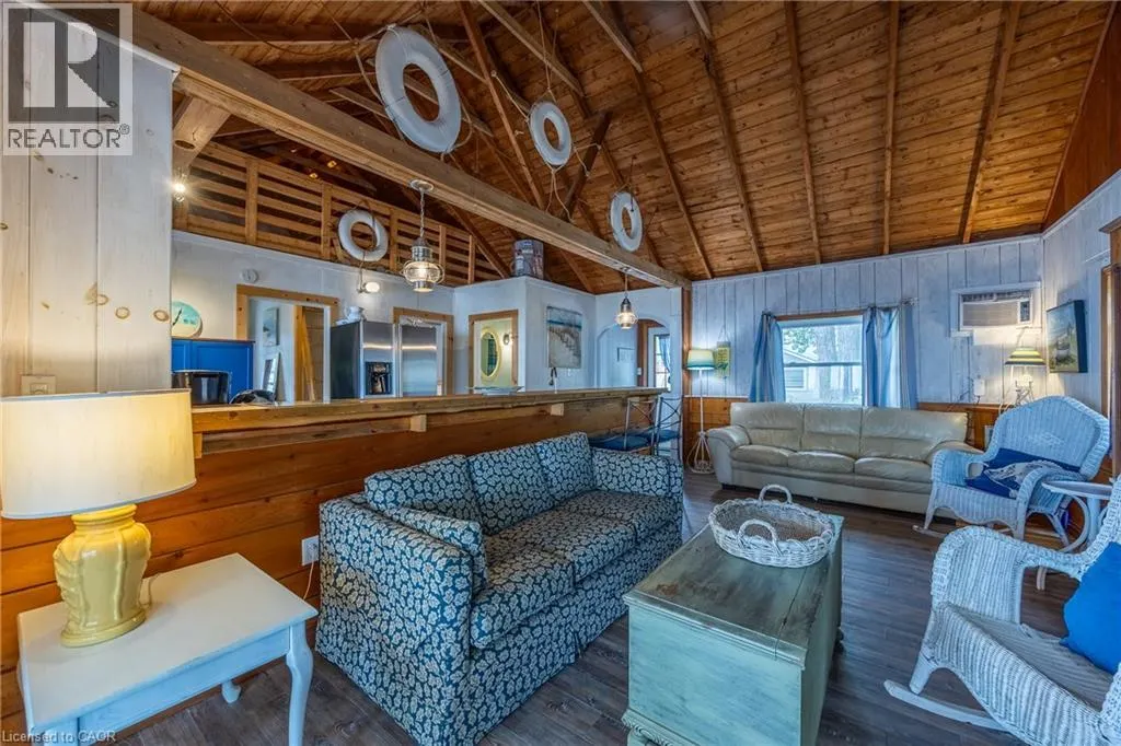5 BEACH Avenue