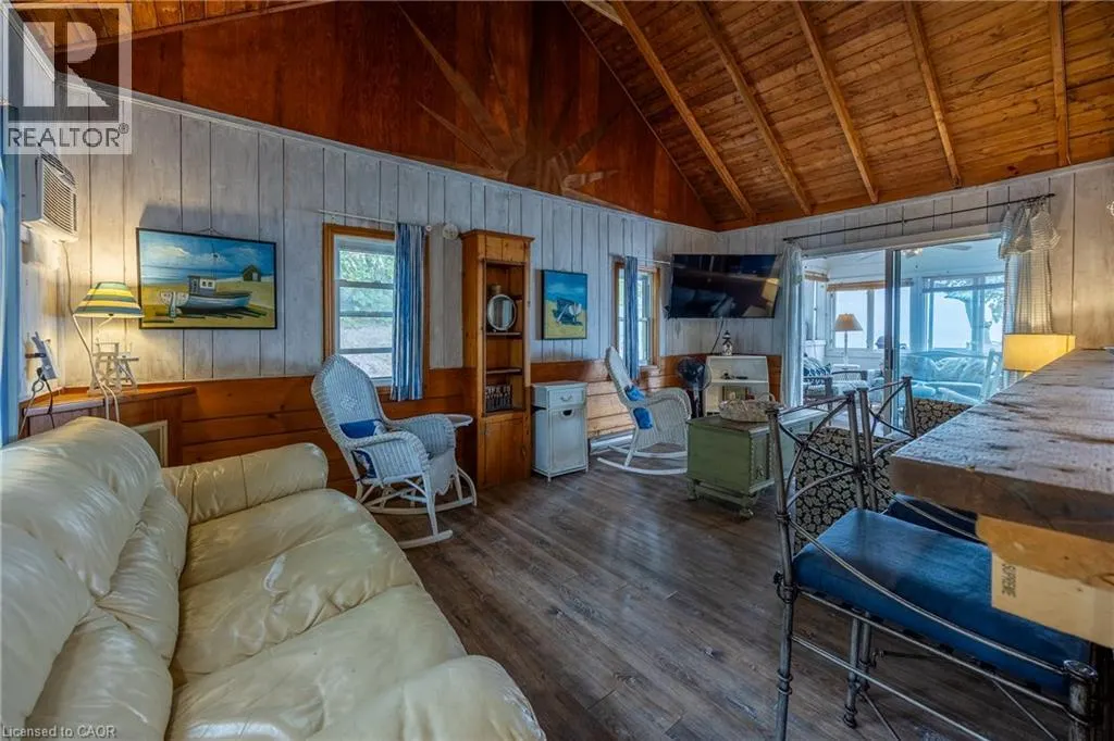 5 BEACH Avenue