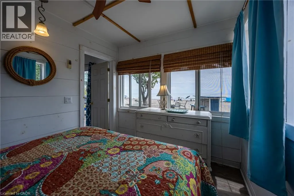 5 BEACH Avenue
