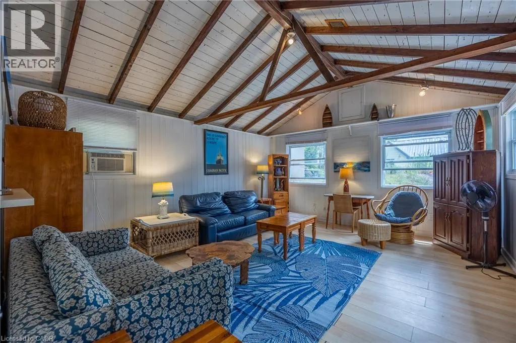 5 BEACH Avenue