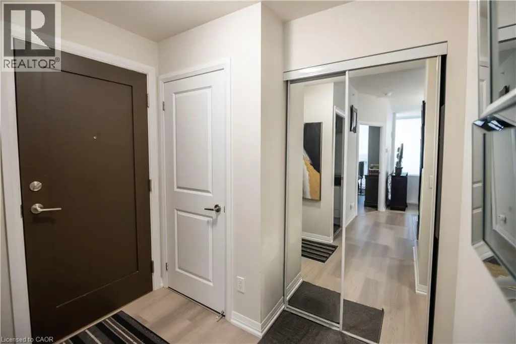 75 EGLINTON Avenue W Unit# 1601 #1601