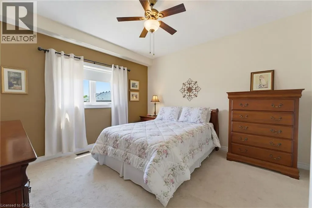 310 SOUTHBROOK Drive Unit# 17 #17