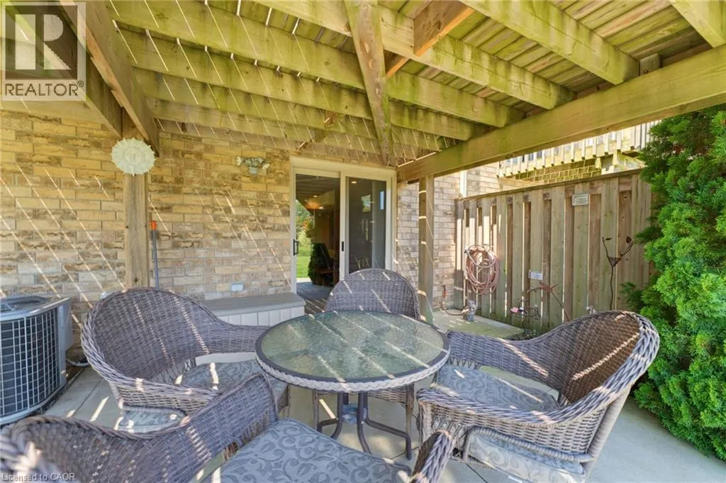 310 SOUTHBROOK Drive Unit# 17 #17